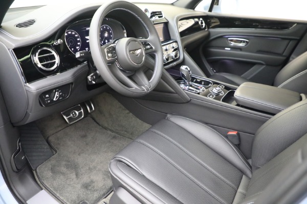 Used 2022 Bentley Bentayga V8 for sale $199,900 at Maserati of Greenwich in Greenwich CT 06830 18