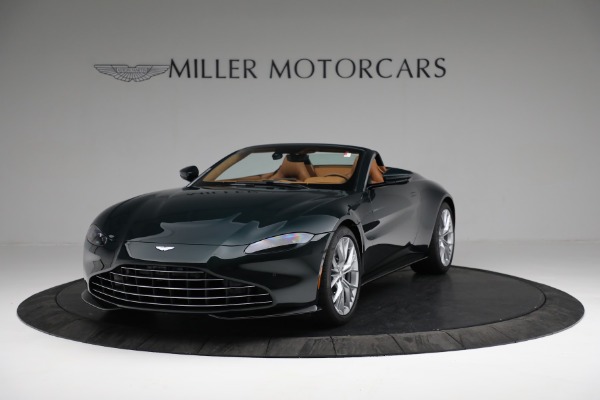 New 2022 Aston Martin Vantage Roadster for sale $192,716 at Maserati of Greenwich in Greenwich CT 06830 12