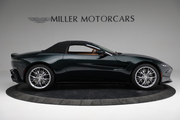 New 2022 Aston Martin Vantage Roadster for sale $192,716 at Maserati of Greenwich in Greenwich CT 06830 21