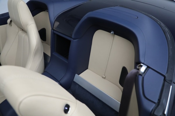 Used 2007 Aston Martin V8 Vantage Roadster for sale Sold at Maserati of Greenwich in Greenwich CT 06830 24