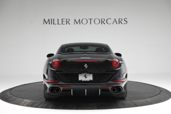Used 2017 Ferrari California T for sale $178,900 at Maserati of Greenwich in Greenwich CT 06830 14