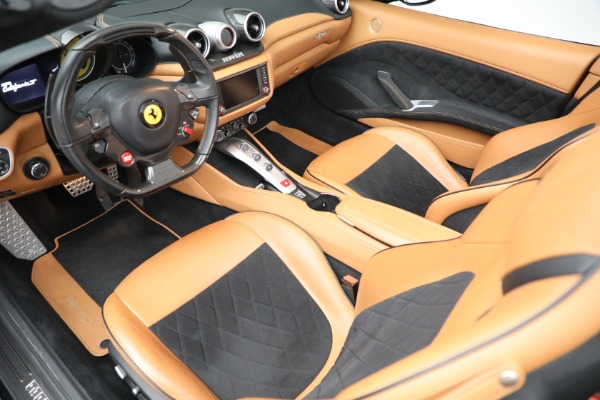 Used 2017 Ferrari California T for sale $178,900 at Maserati of Greenwich in Greenwich CT 06830 18