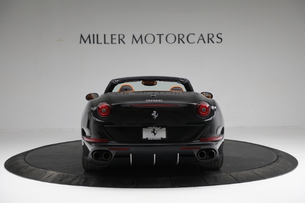 Used 2017 Ferrari California T for sale $178,900 at Maserati of Greenwich in Greenwich CT 06830 5
