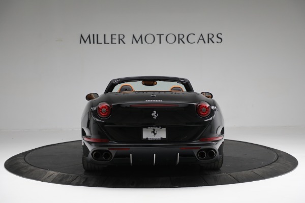 Used 2017 Ferrari California T for sale Sold at Maserati of Greenwich in Greenwich CT 06830 5