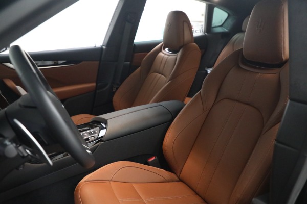 Used 2022 Maserati Levante GT for sale $52,900 at Maserati of Greenwich in Greenwich CT 06830 15