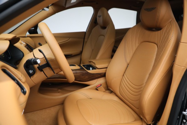 New 2022 Aston Martin DBX for sale $229,186 at Maserati of Greenwich in Greenwich CT 06830 15