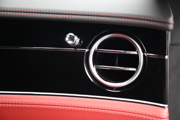 Used 2022 Bentley Continental GT V8 for sale $245,900 at Maserati of Greenwich in Greenwich CT 06830 25