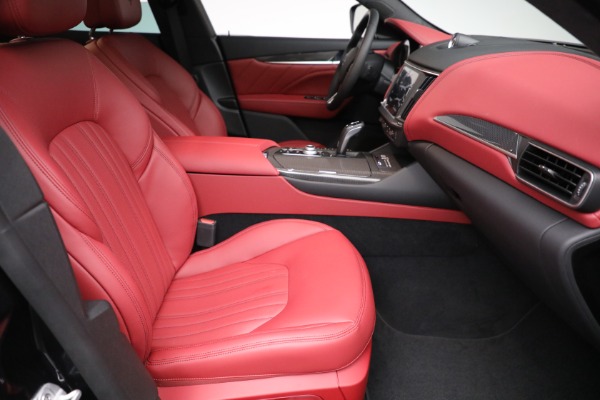 Used 2022 Maserati Levante GT for sale Sold at Maserati of Greenwich in Greenwich CT 06830 19