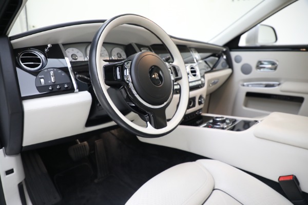 Used 2017 Rolls-Royce Ghost for sale $229,900 at Maserati of Greenwich in Greenwich CT 06830 13