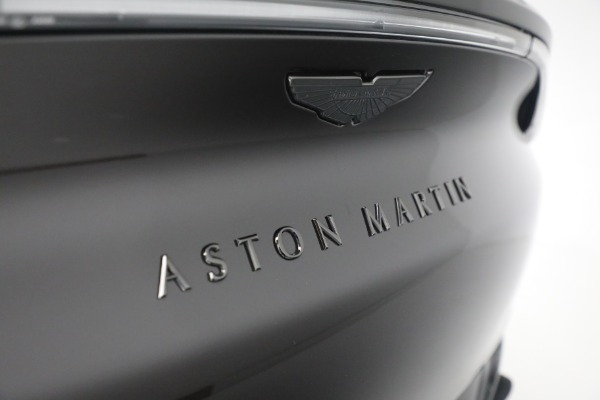 Used 2022 Aston Martin DBX for sale $105,900 at Maserati of Greenwich in Greenwich CT 06830 23