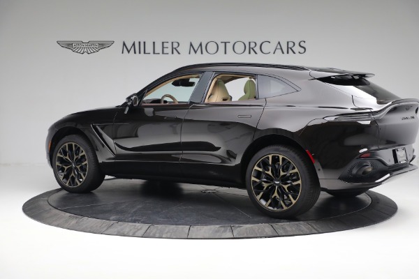 Used 2022 Aston Martin DBX for sale $105,900 at Maserati of Greenwich in Greenwich CT 06830 3