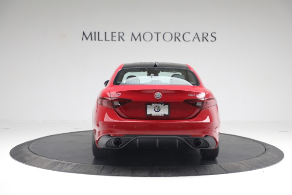 New 2022 Alfa Romeo Giulia Veloce for sale Sold at Maserati of Greenwich in Greenwich CT 06830 6