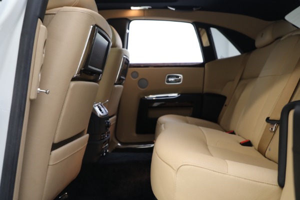 Used 2013 Rolls-Royce Ghost for sale Sold at Maserati of Greenwich in Greenwich CT 06830 18