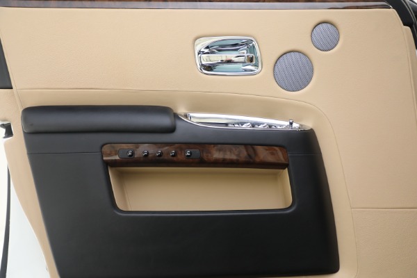 Used 2013 Rolls-Royce Ghost for sale Sold at Maserati of Greenwich in Greenwich CT 06830 20