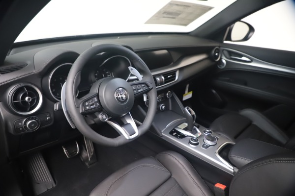 New 2022 Alfa Romeo Stelvio Veloce for sale Sold at Maserati of Greenwich in Greenwich CT 06830 13
