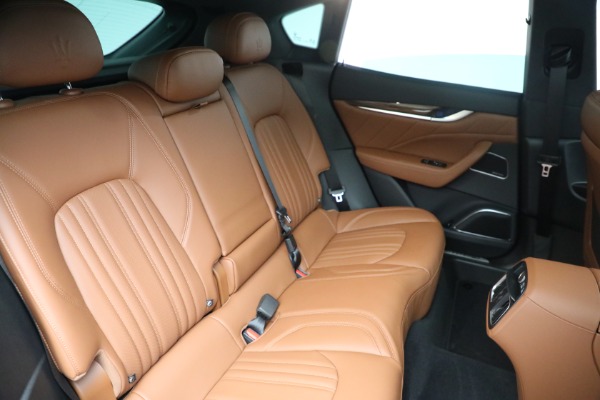 New 2022 Maserati Levante GT for sale Sold at Maserati of Greenwich in Greenwich CT 06830 17