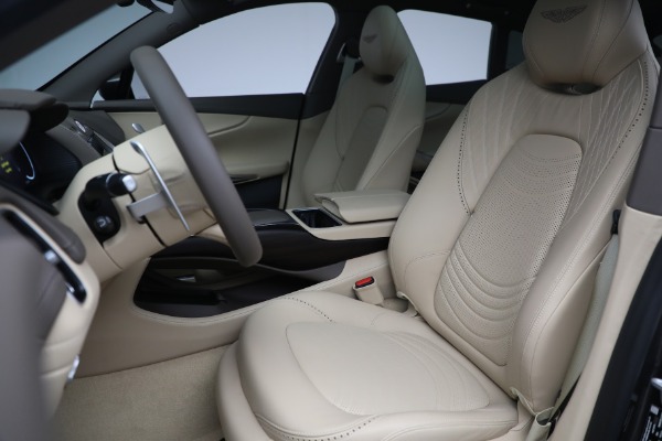 Used 2022 Aston Martin DBX for sale $227,646 at Maserati of Greenwich in Greenwich CT 06830 14