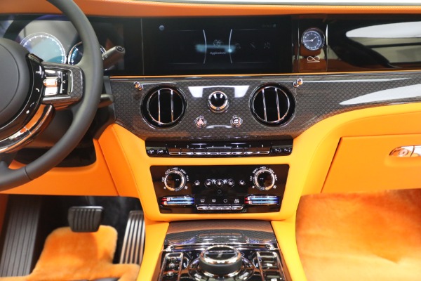 Used 2022 Rolls-Royce Ghost Black Badge for sale $394,900 at Maserati of Greenwich in Greenwich CT 06830 26