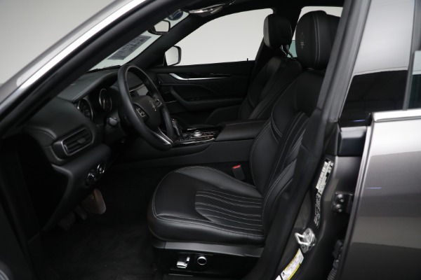 Used 2022 Maserati Levante Modena for sale $39,995 at Maserati of Greenwich in Greenwich CT 06830 10