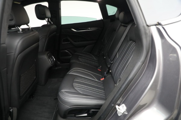 Used 2022 Maserati Levante Modena for sale $39,995 at Maserati of Greenwich in Greenwich CT 06830 12