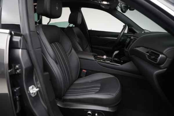 Used 2022 Maserati Levante Modena for sale $39,995 at Maserati of Greenwich in Greenwich CT 06830 15