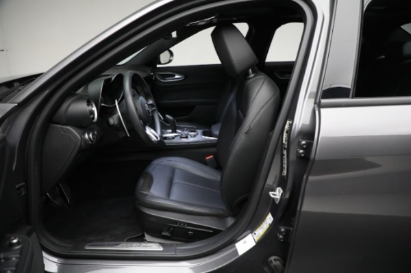 Used 2023 Alfa Romeo Giulia Sprint for sale Sold at Maserati of Greenwich in Greenwich CT 06830 28