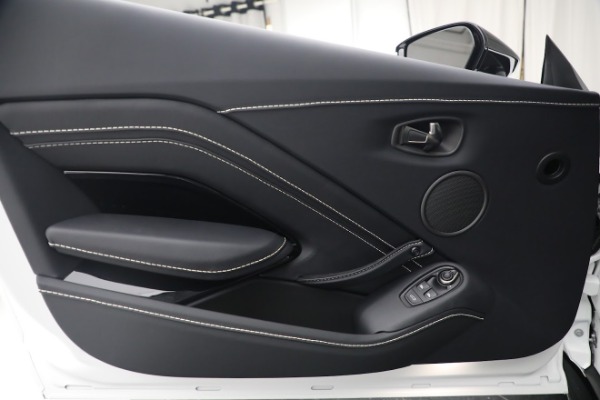 Used 2022 Aston Martin Vantage Coupe for sale $185,716 at Maserati of Greenwich in Greenwich CT 06830 16