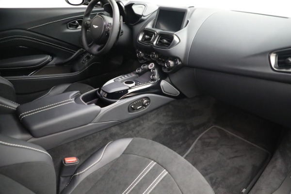 Used 2022 Aston Martin Vantage Coupe for sale $185,716 at Maserati of Greenwich in Greenwich CT 06830 19