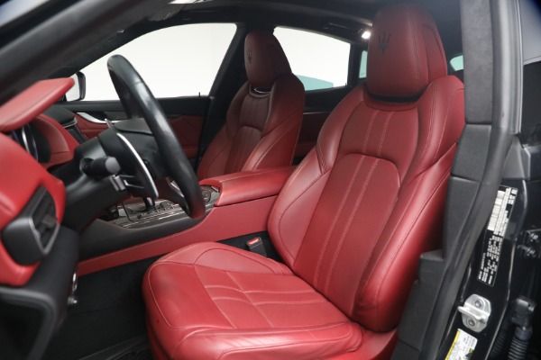 Used 2022 Maserati Levante Modena for sale $41,900 at Maserati of Greenwich in Greenwich CT 06830 17