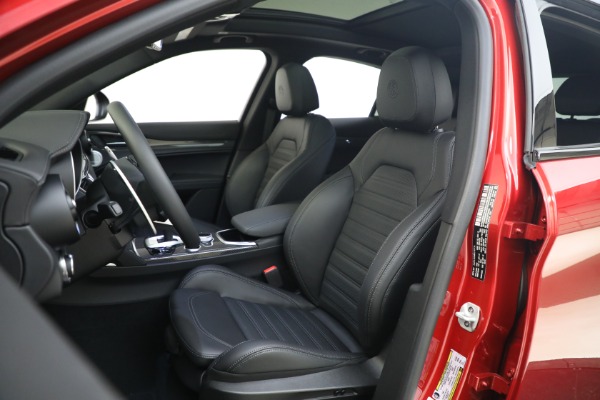 New 2023 Alfa Romeo Stelvio Quadrifoglio for sale $86,385 at Maserati of Greenwich in Greenwich CT 06830 13
