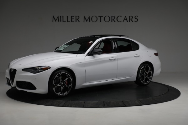 New 2023 Alfa Romeo Giulia Veloce for sale $55,860 at Maserati of Greenwich in Greenwich CT 06830 2