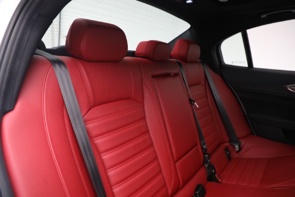 New 2023 Alfa Romeo Giulia Veloce for sale $55,860 at Maserati of Greenwich in Greenwich CT 06830 24