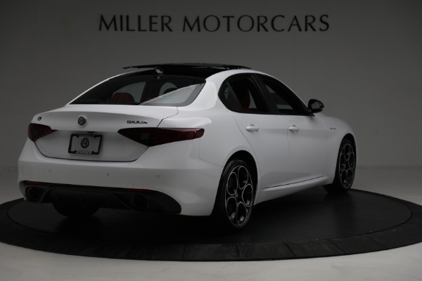 New 2023 Alfa Romeo Giulia Veloce for sale $55,860 at Maserati of Greenwich in Greenwich CT 06830 7