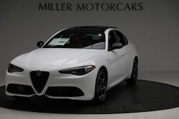 New 2023 Alfa Romeo Giulia Veloce for sale $55,860 at Maserati of Greenwich in Greenwich CT 06830 1