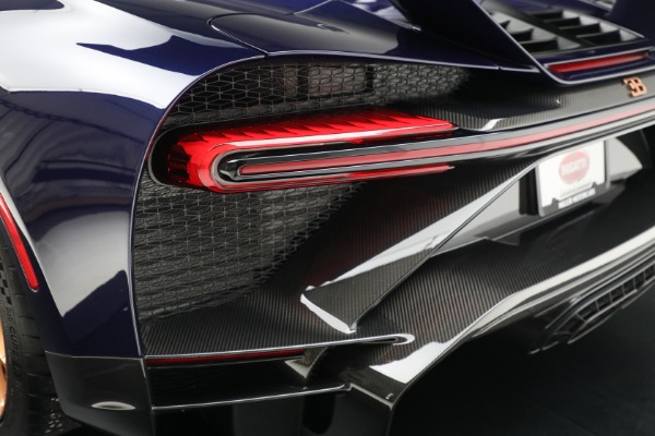 Used 2021 Bugatti Chiron Pur Sport for sale Sold at Maserati of Greenwich in Greenwich CT 06830 13