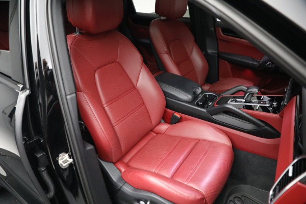 Used 2020 Porsche Cayenne Coupe for sale Call for price at Maserati of Greenwich in Greenwich CT 06830 20