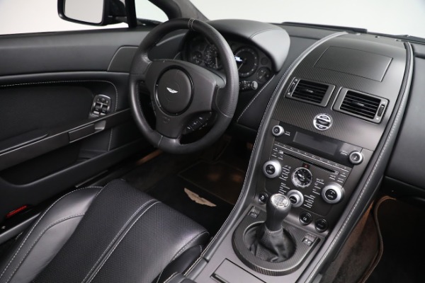 Used 2015 Aston Martin V8 Vantage GT Roadster for sale $109,900 at Maserati of Greenwich in Greenwich CT 06830 26