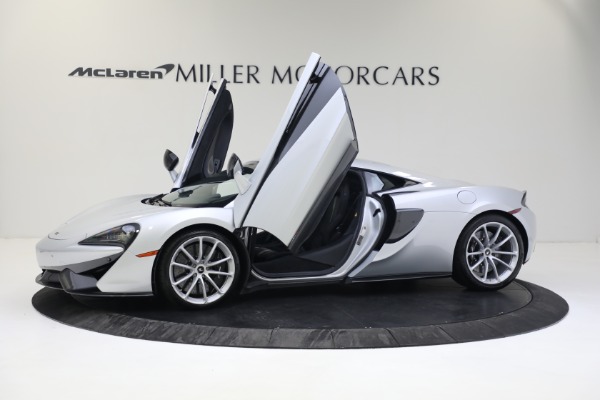 Used 2019 McLaren 570S for sale $187,900 at Maserati of Greenwich in Greenwich CT 06830 12