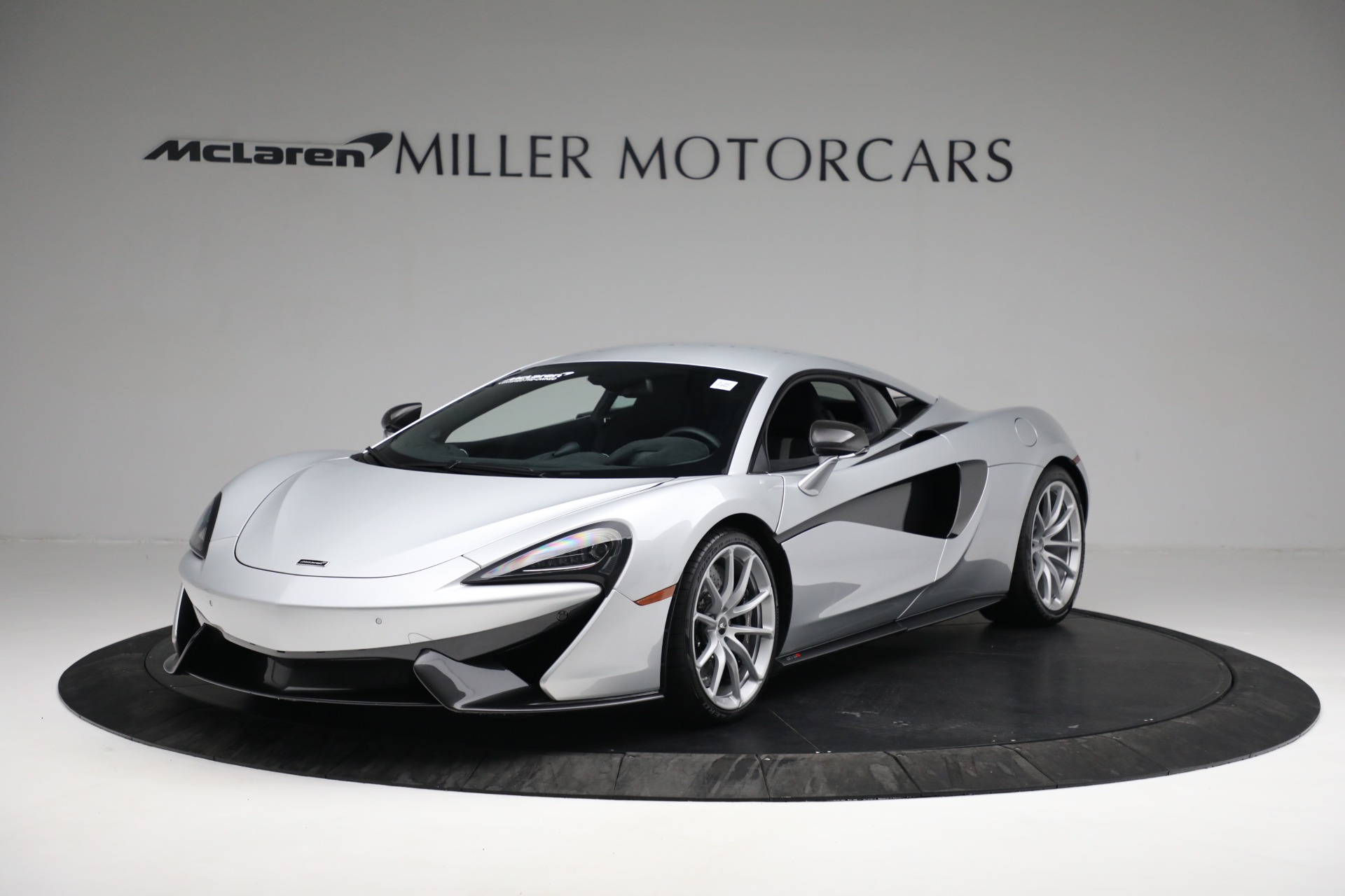 Used 2019 McLaren 570S for sale $187,900 at Maserati of Greenwich in Greenwich CT 06830 1