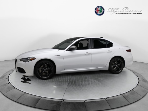 New 2023 Alfa Romeo Giulia Estrema for sale $55,610 at Maserati of Greenwich in Greenwich CT 06830 2