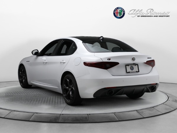 New 2023 Alfa Romeo Giulia Estrema for sale $55,610 at Maserati of Greenwich in Greenwich CT 06830 5
