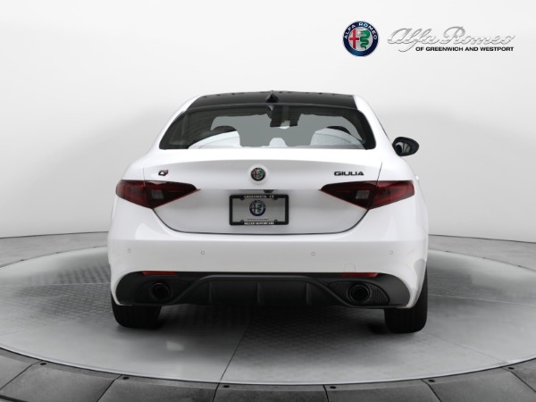 New 2023 Alfa Romeo Giulia Estrema for sale $55,610 at Maserati of Greenwich in Greenwich CT 06830 6