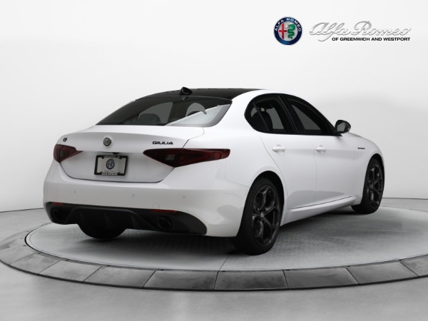New 2023 Alfa Romeo Giulia Estrema for sale $55,610 at Maserati of Greenwich in Greenwich CT 06830 7