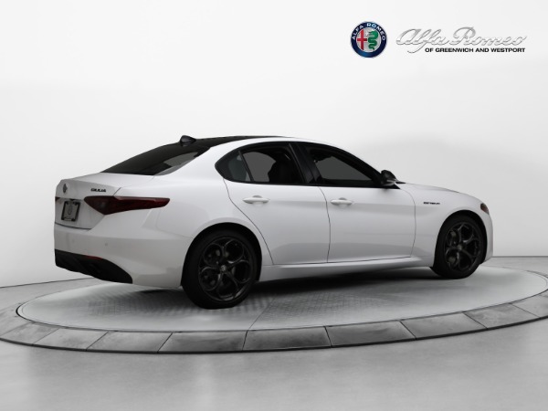 New 2023 Alfa Romeo Giulia Estrema for sale $55,610 at Maserati of Greenwich in Greenwich CT 06830 8