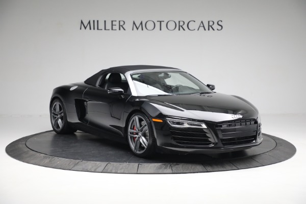 Used 2015 Audi R8 4.2 quattro Spyder for sale Sold at Maserati of Greenwich in Greenwich CT 06830 17