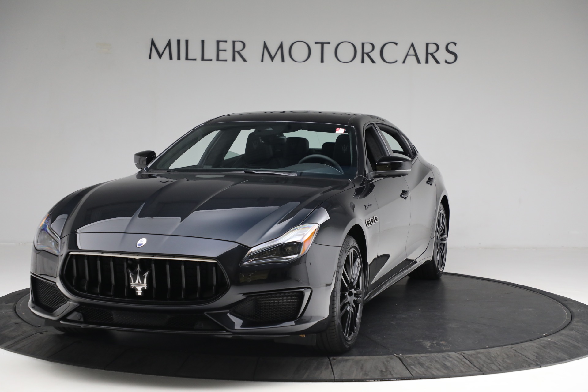 New 2023 Maserati Quattroporte Modena Q4 for sale $138,495 at Maserati of Greenwich in Greenwich CT 06830 1