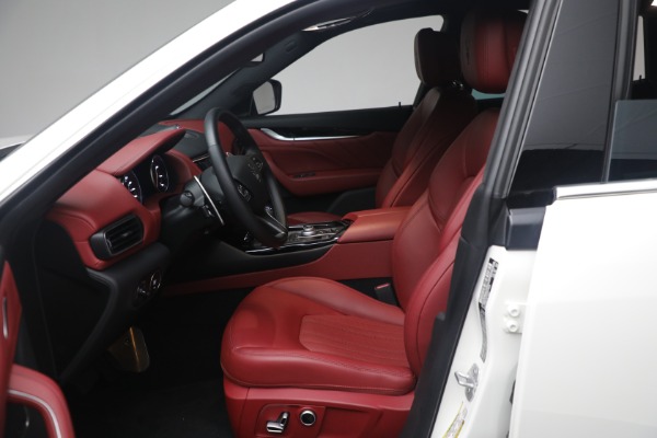 New 2023 Maserati Levante GT for sale $87,270 at Maserati of Greenwich in Greenwich CT 06830 16