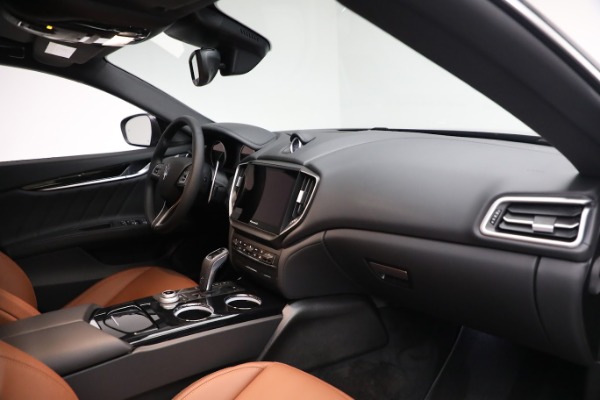 New 2023 Maserati Ghibli Modena Q4 for sale $89,847 at Maserati of Greenwich in Greenwich CT 06830 23