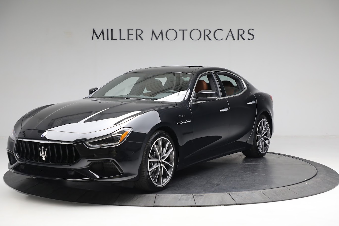 New 2023 Maserati Ghibli Modena Q4 for sale $89,847 at Maserati of Greenwich in Greenwich CT 06830 1