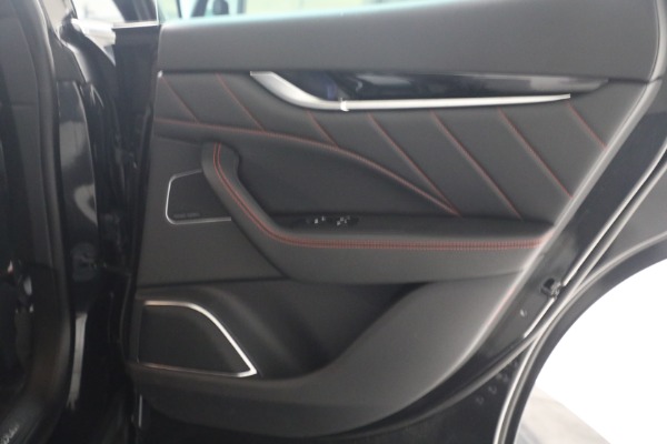 New 2023 Maserati Levante GT for sale $87,300 at Maserati of Greenwich in Greenwich CT 06830 28
